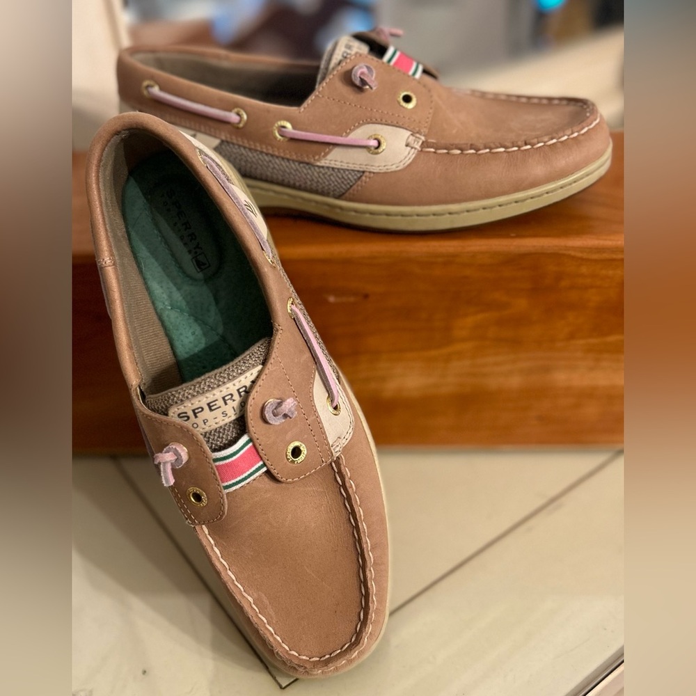NWOT Sperry Topsider Women's Rainbowfish Boat Shoe 9207044